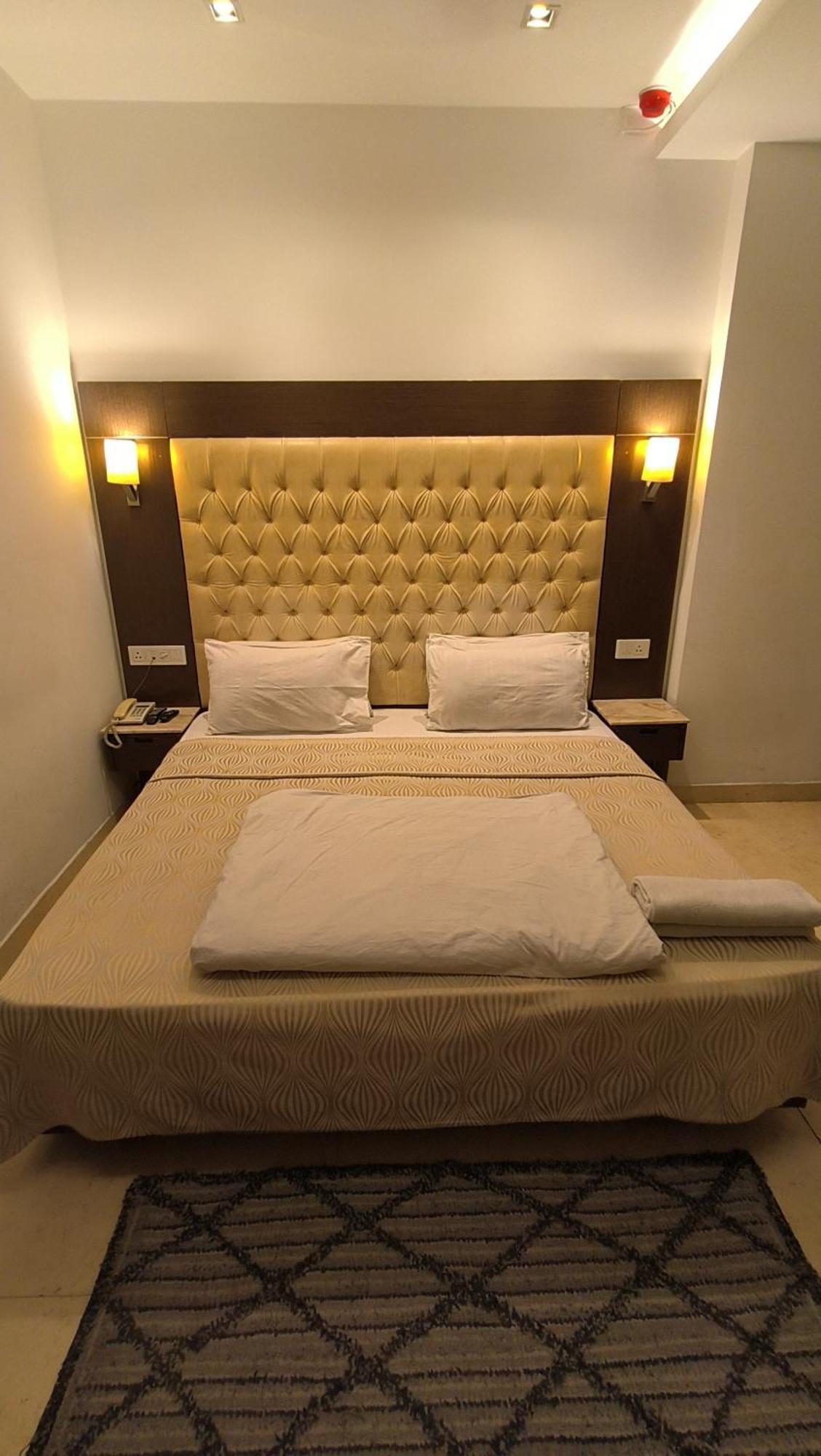 Metropolis Tourist Home Paharganj New Delhi Extérieur photo